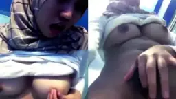 Gadis Hijab Cantik Binal Video by PlayBokep Gadis Hijab Cantik Binal Video by PlayBokep