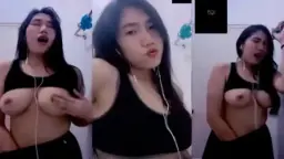 Bokep VCS Cewek Cantik Toket Gede Sange Video by SpankBang