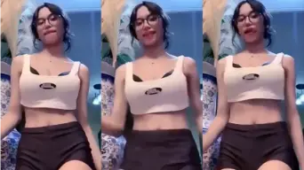 Tiktokers Cantik Kacamata Ebot Viral Video by PornGo Tiktokers Cantik Kacamata Ebot Viral Video by PornGo