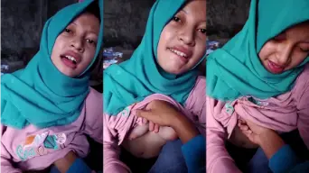 Dikocokin Teman Istri Teman Hijab Video by xVideos Dikocokin Teman Istri Teman Hijab Video by xVideos